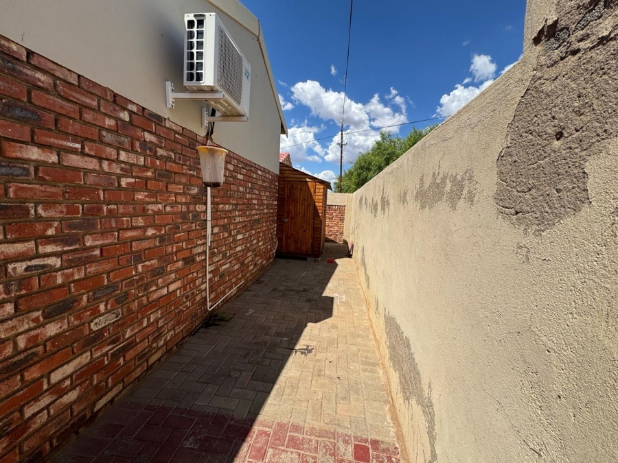 3 Bedroom Property for Sale in Camelot Northern Cape